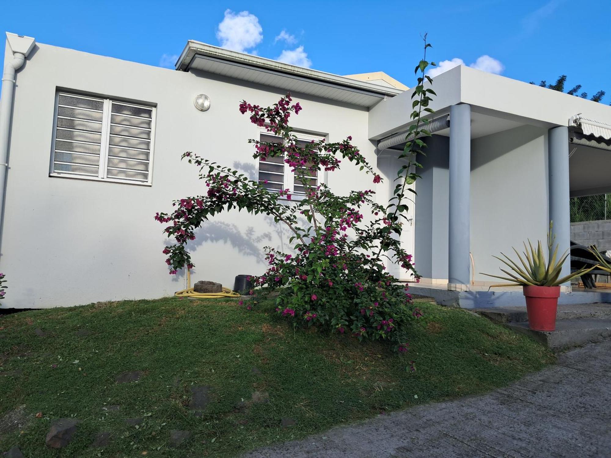 Location Villa Sainte-Anne - Martinique. Exterior foto